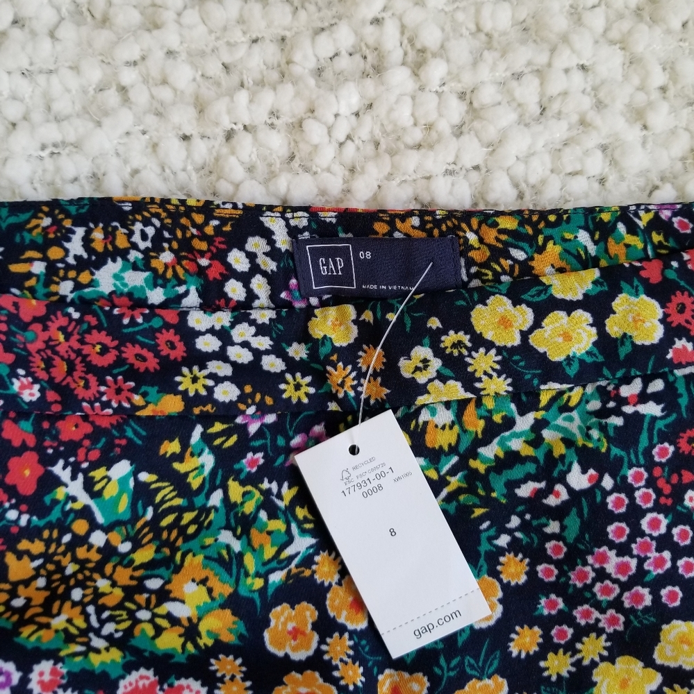 Skirt - Picture 3 of 4